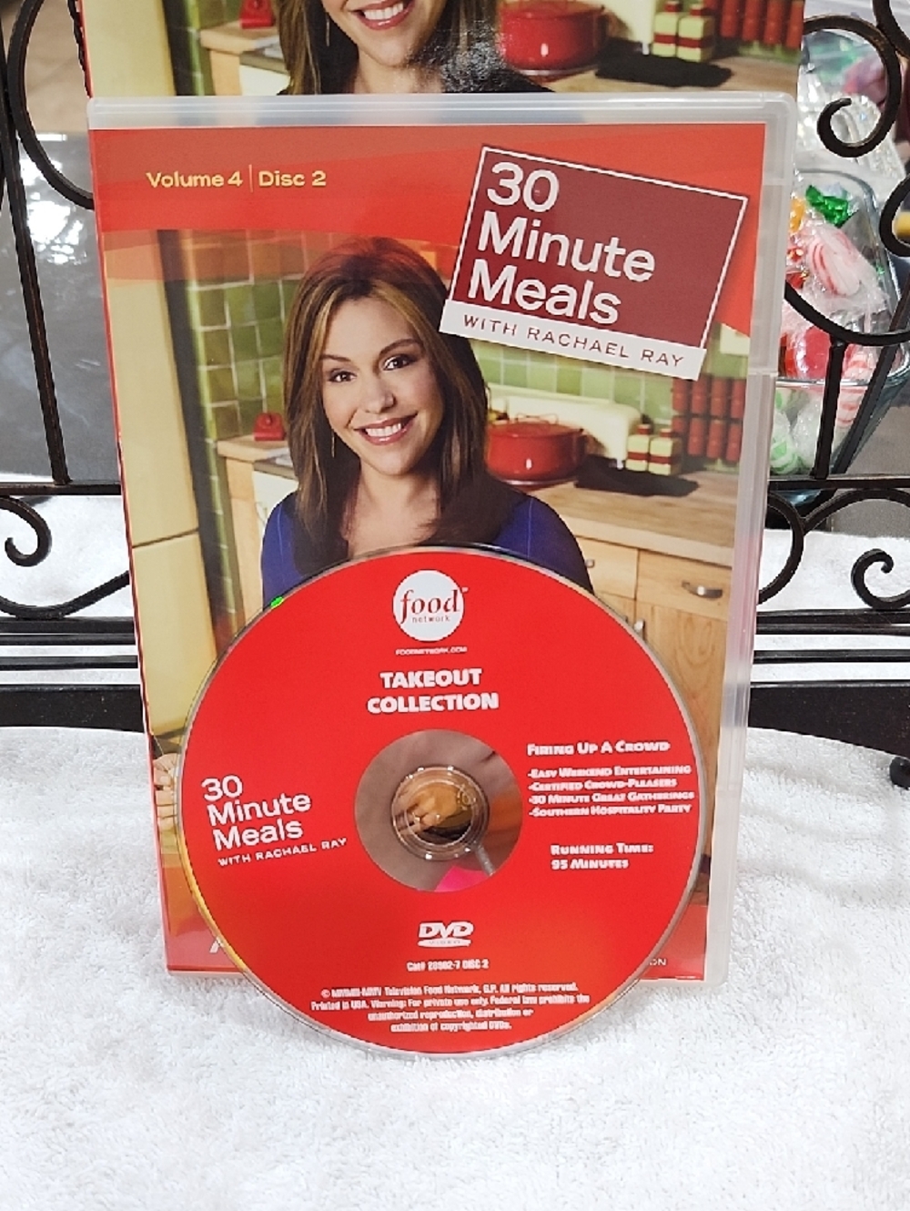 FOOD NETWORK 30 MINUTE MEALS WITH RACHAEL RAY DVD SET - Picture 5 of 11